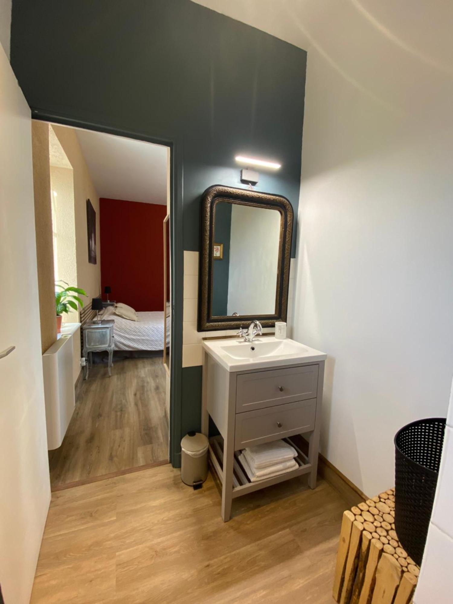 Studio Logis Les Roses Bourbon-lʼArchambault Extérieur photo