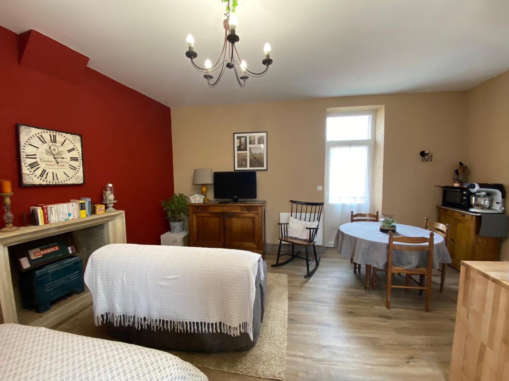 Studio Logis Les Roses Bourbon-lʼArchambault Extérieur photo